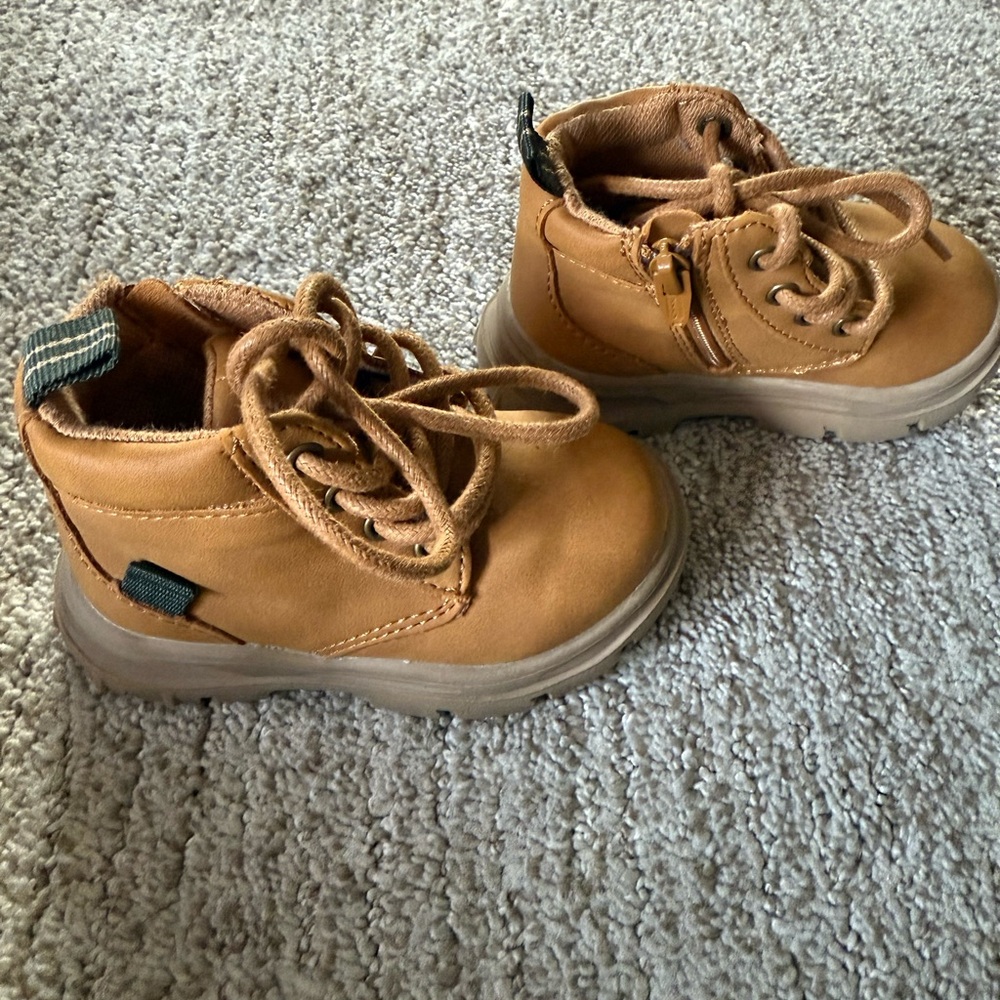 Zara Tan Sneakers with Distinctive Tread Pattern